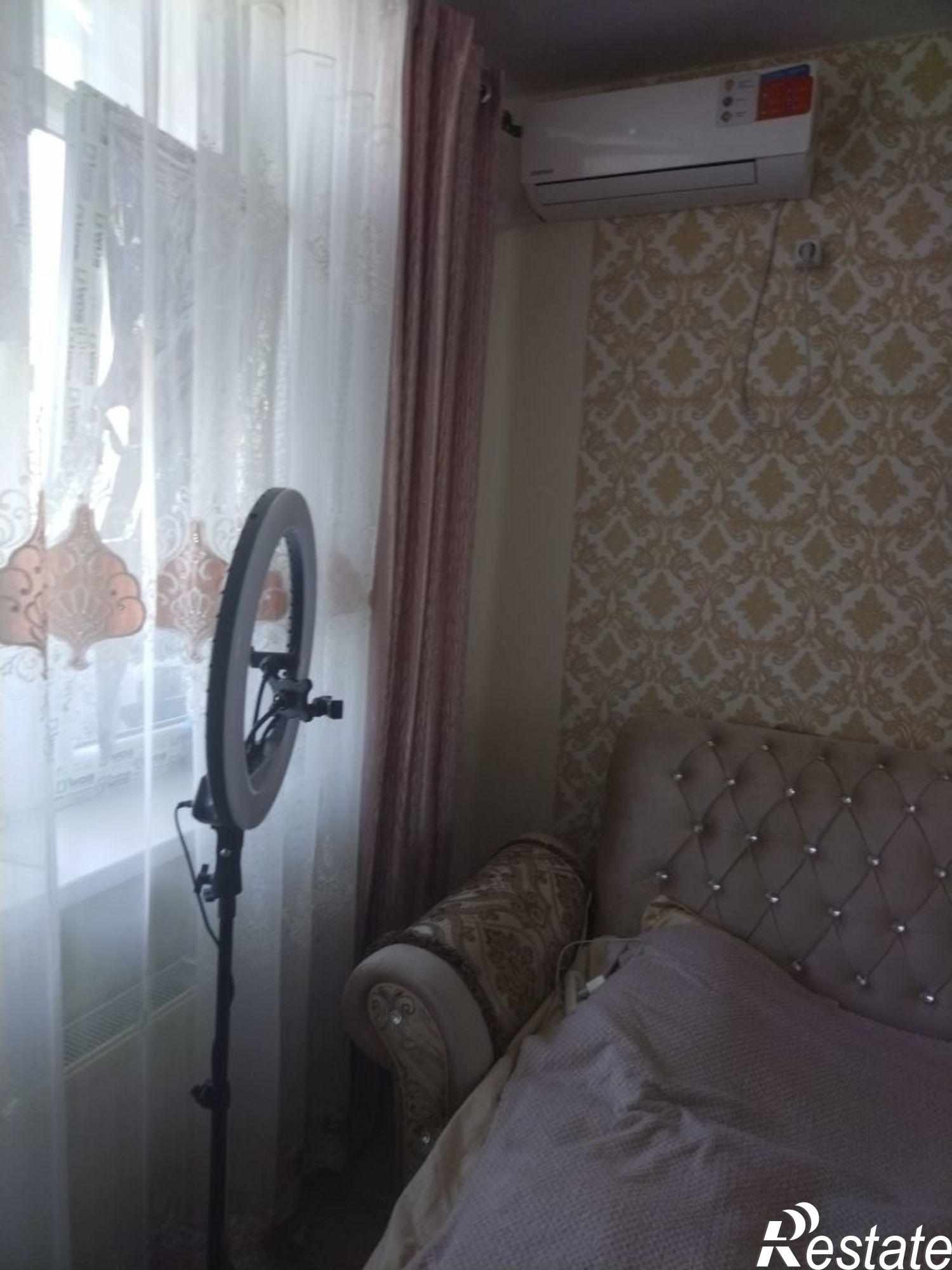 Купить квартиру за 3 820 000 рублей на Доваторцев ул, 75