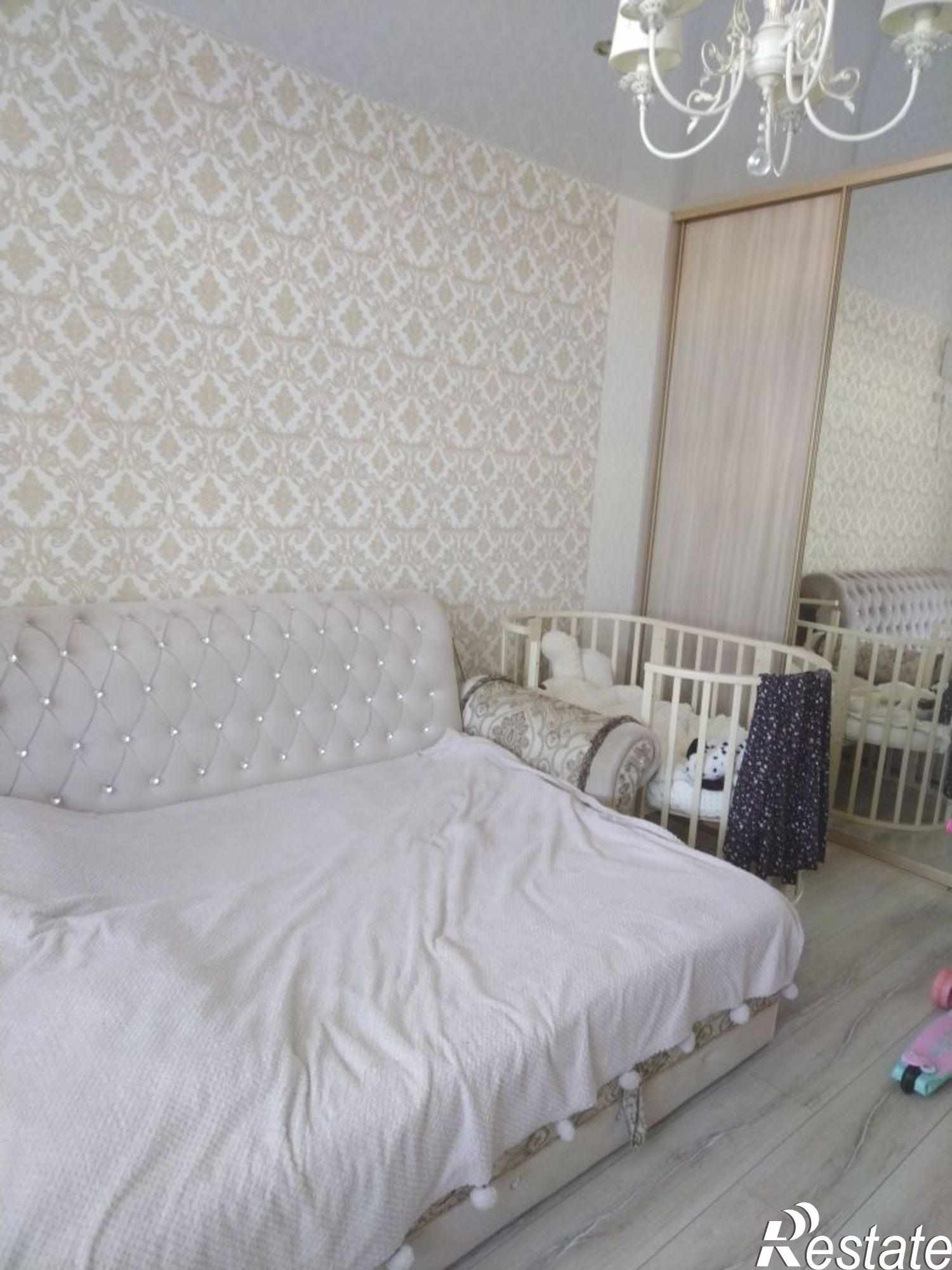 Купить квартиру за 3 820 000 рублей на Доваторцев ул, 75