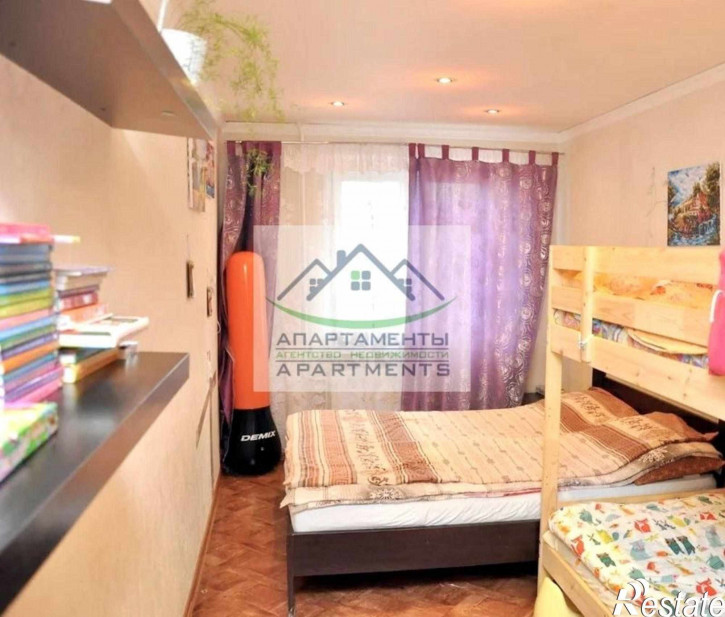 4-комн квартира Адмиральского ул, 8к3
