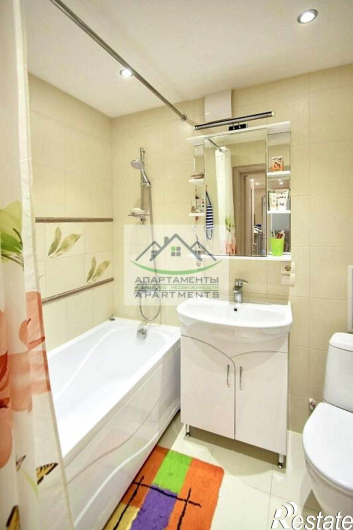 4-комн квартира Адмиральского ул, 8к3