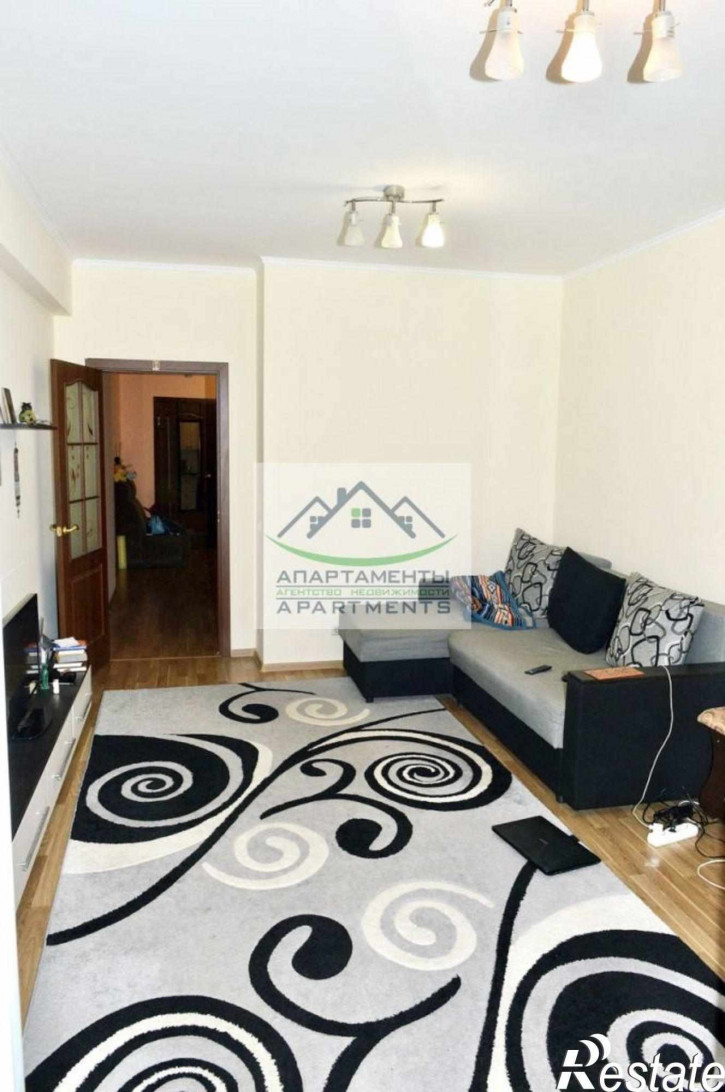 4-комн квартира Адмиральского ул, 8к3