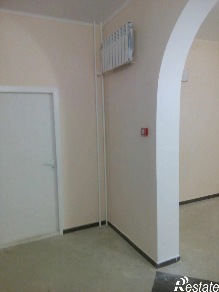 4-комн квартира Баныкина улица, 11б