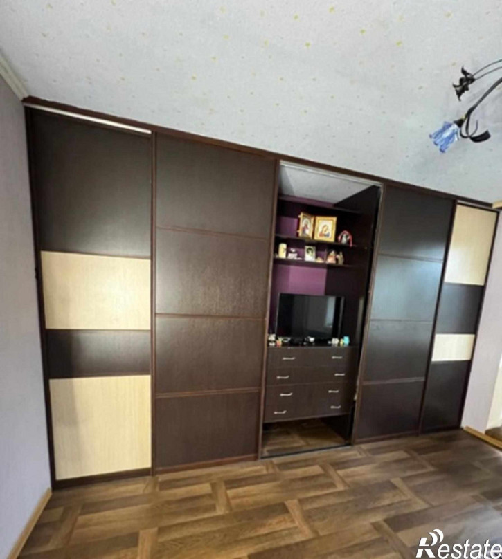 4-комн квартира Воровского улица, 101