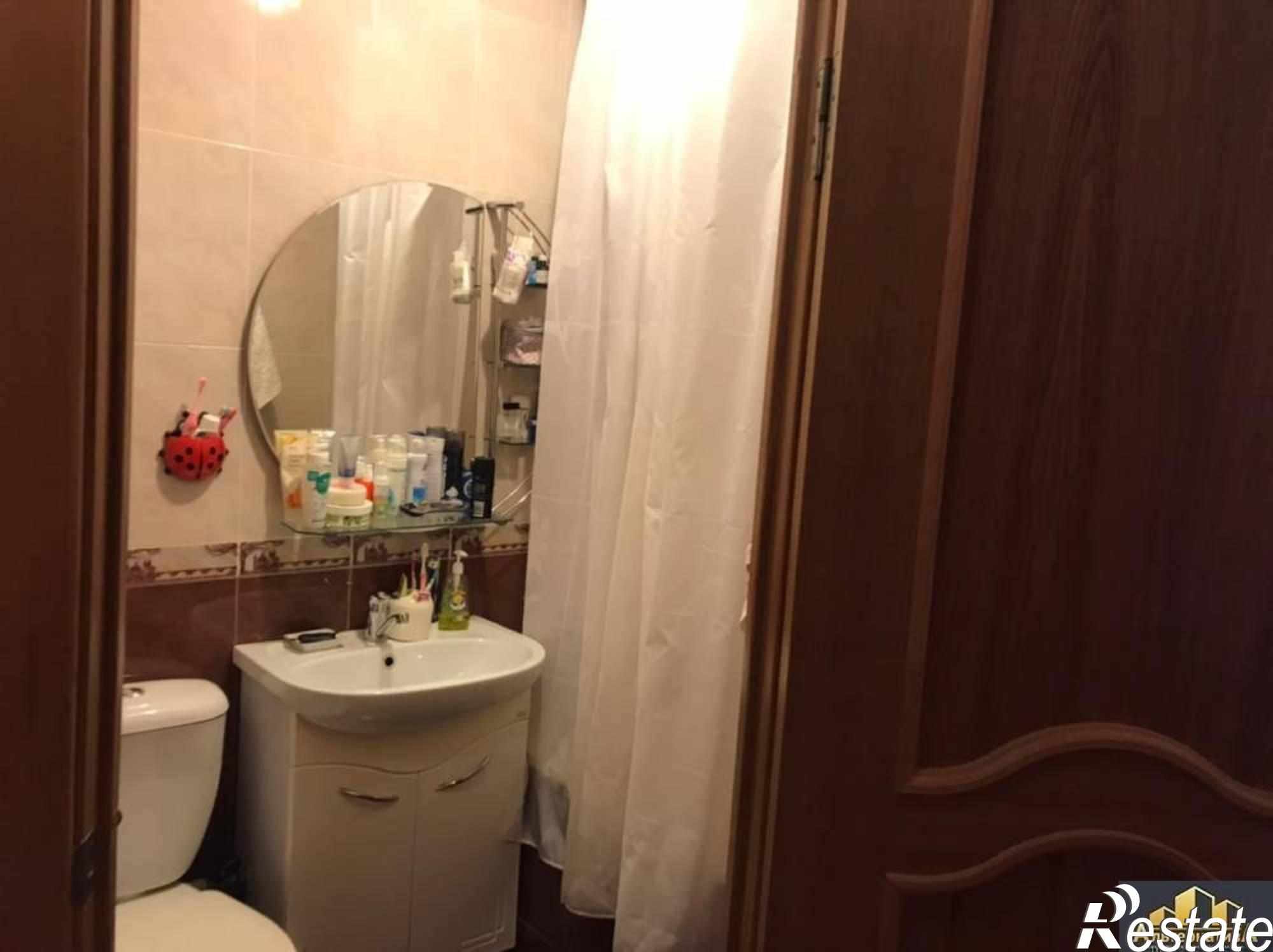Купить квартиру за 12 000 000 рублей на Октябрьская ул.