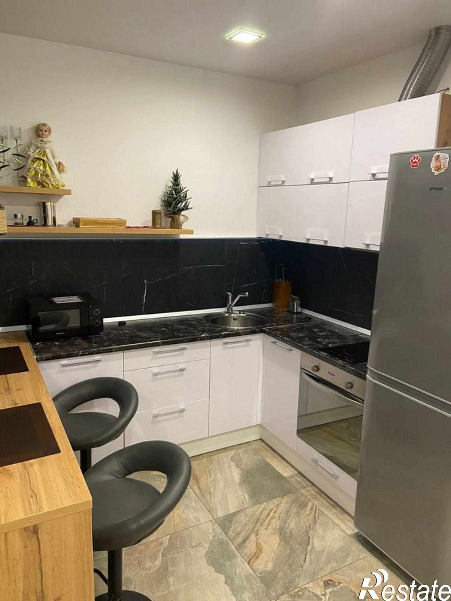 Купить квартиру за 4 750 000 рублей на ул. Виктора Уса,4