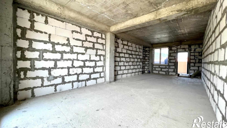 5-комн квартира в новом доме Наташинская ул.