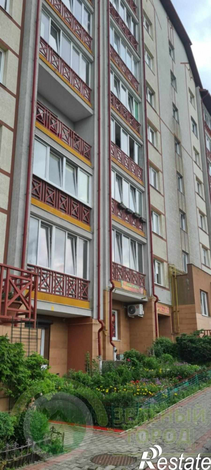 4-комн квартира Флотская, 15