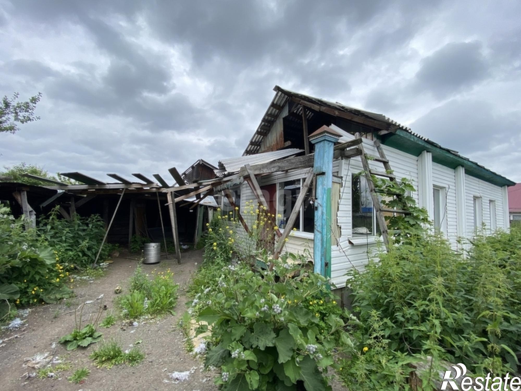Купить дачу, дом, коттедж за 1 100 000 рублей на Array