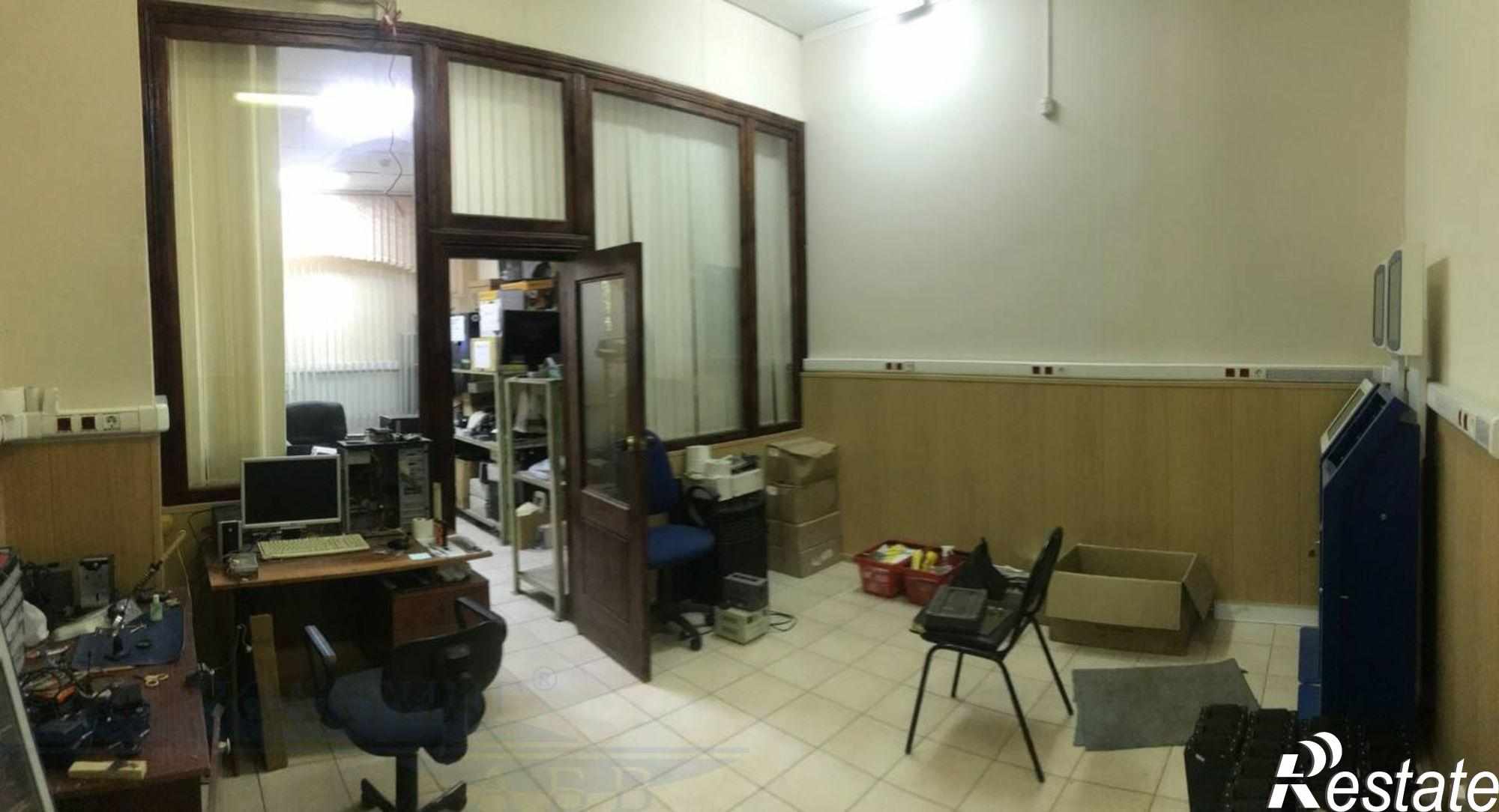 Сдать офис, помещение под офис за 37 000 рублей на г. Астрахань, Советский р-н, пр. Николая Островского, 8