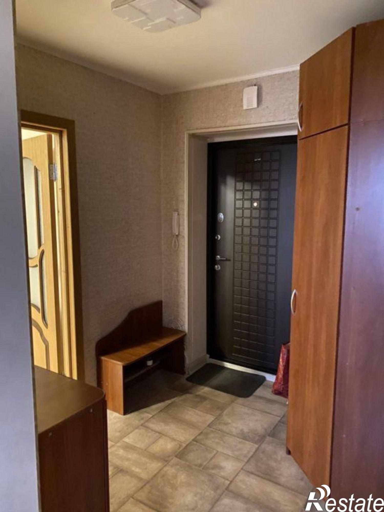 Сдать квартиру за 27 000 рублей на Строителей пр-кт, 15Е