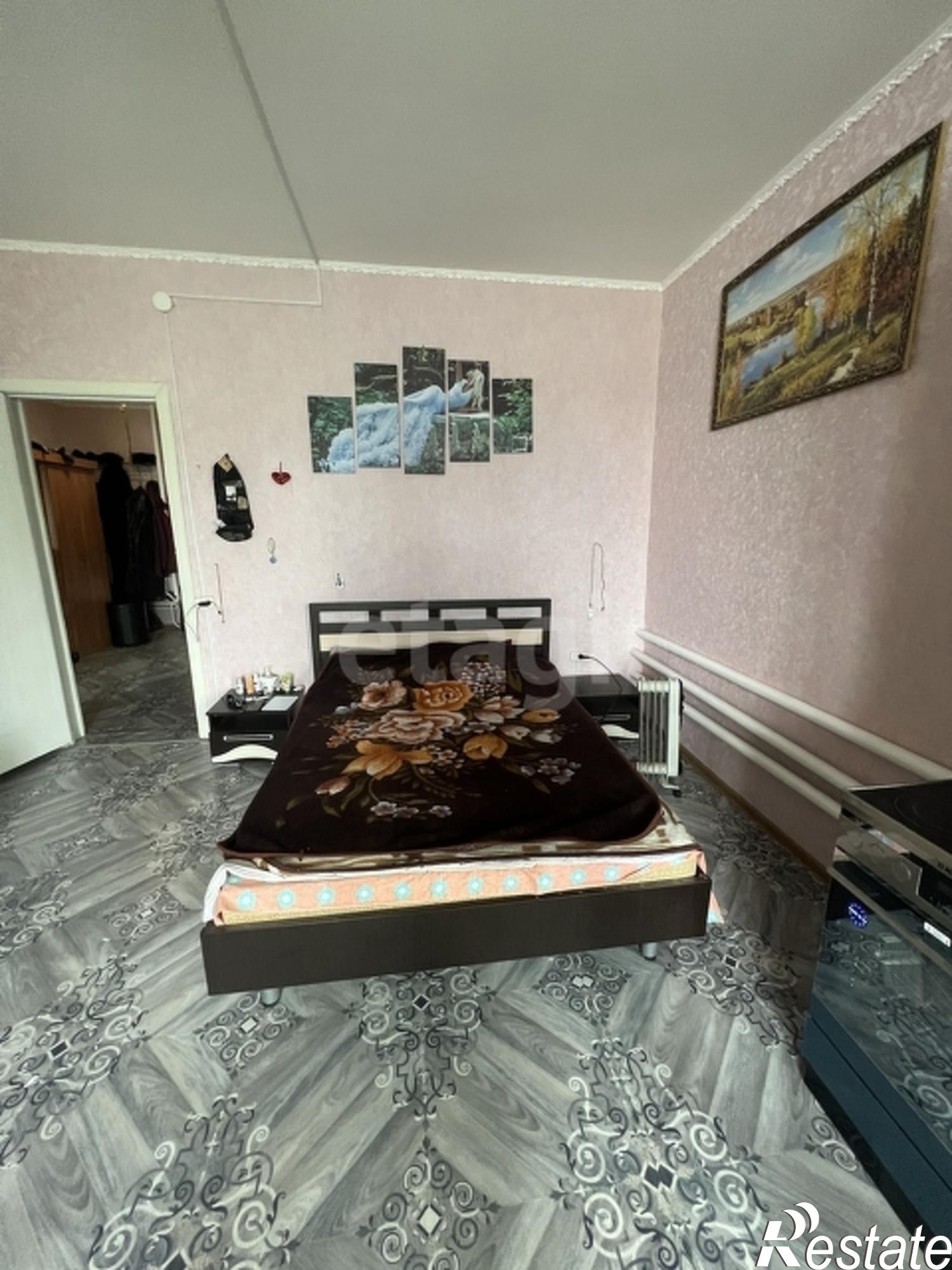 Купить дачу, дом, коттедж за 11 000 000 рублей на Молодежная