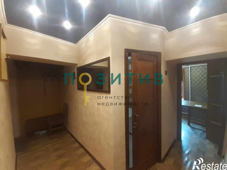 2-комн квартира Юлиуса Фучика ул, 8к3