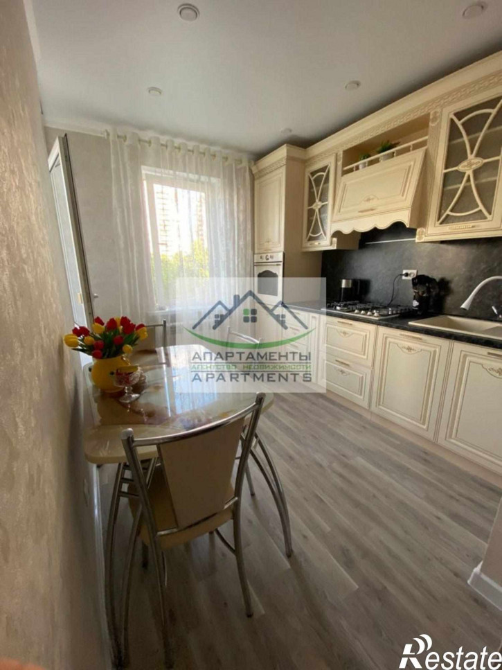 2-комн квартира Чайковского ул, 38