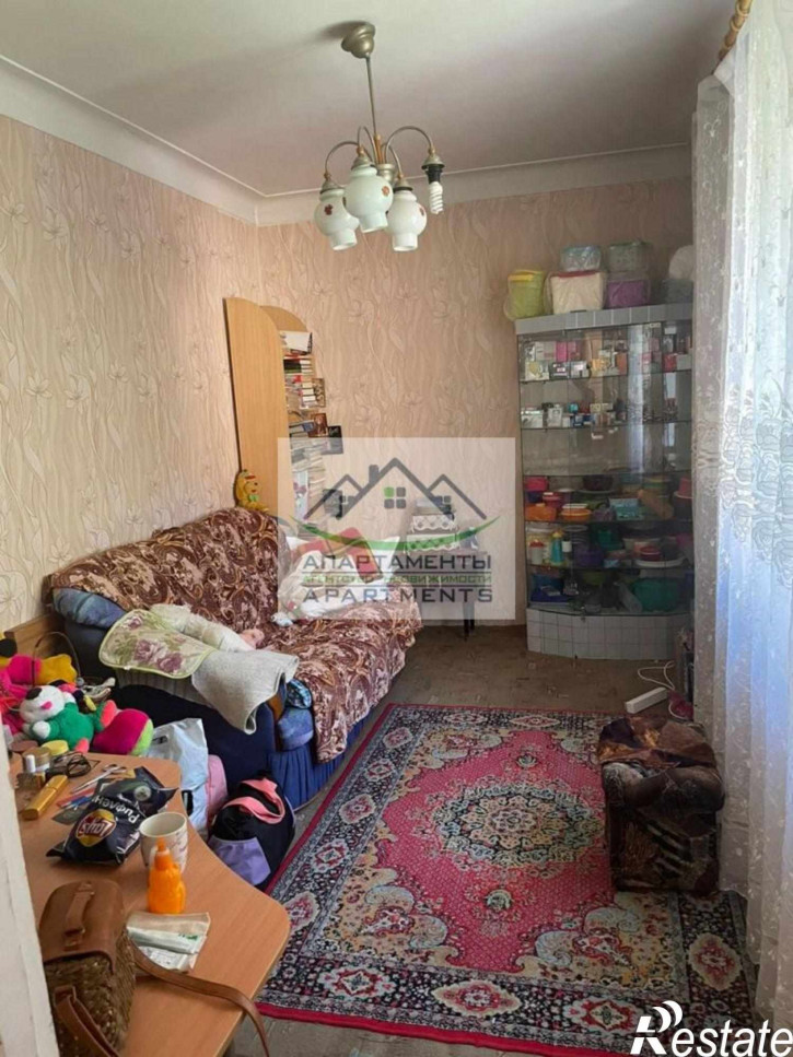 2-комн квартира 8 Марта ул, 15