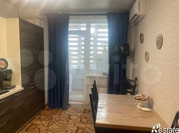 3-комн квартира Котова улица, 101