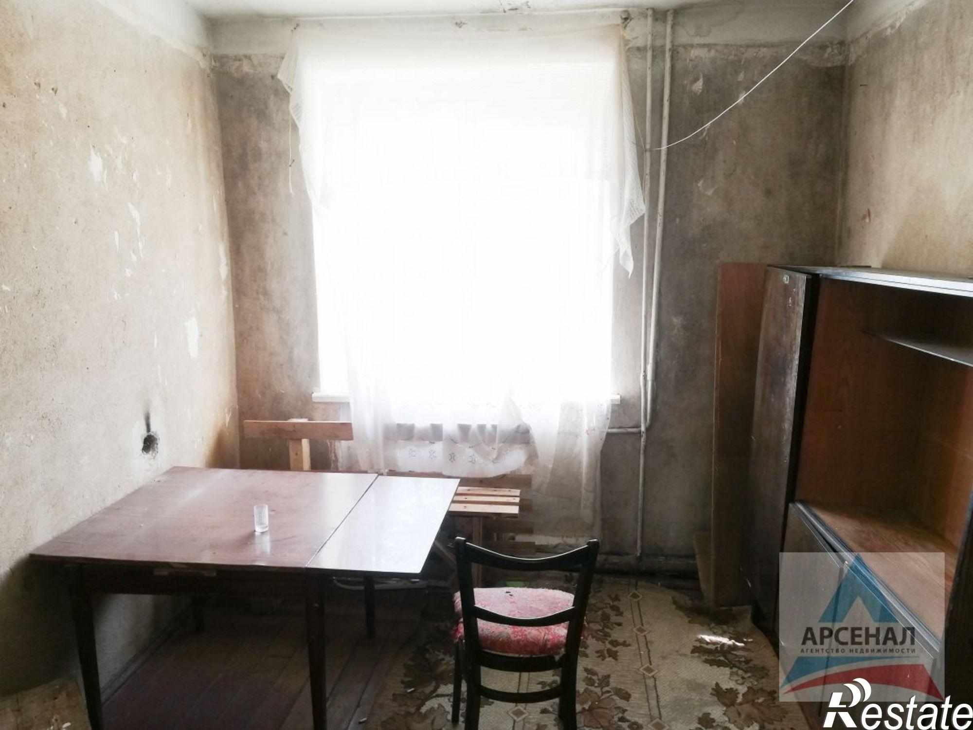 Купить квартиру за 650 000 рублей на Крутец ул, 3