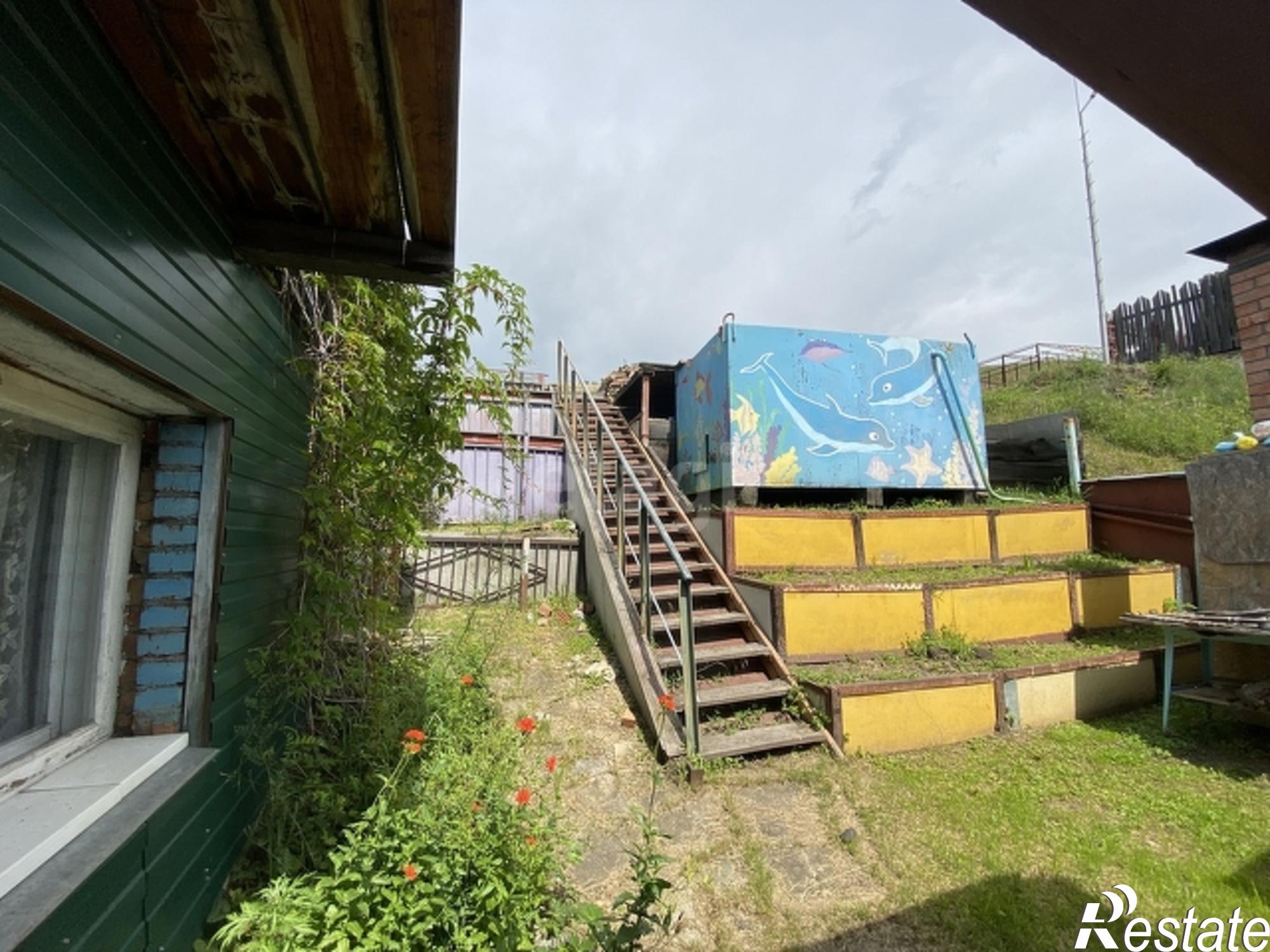 Купить дачу, дом, коттедж за 1 400 000 рублей на Array
