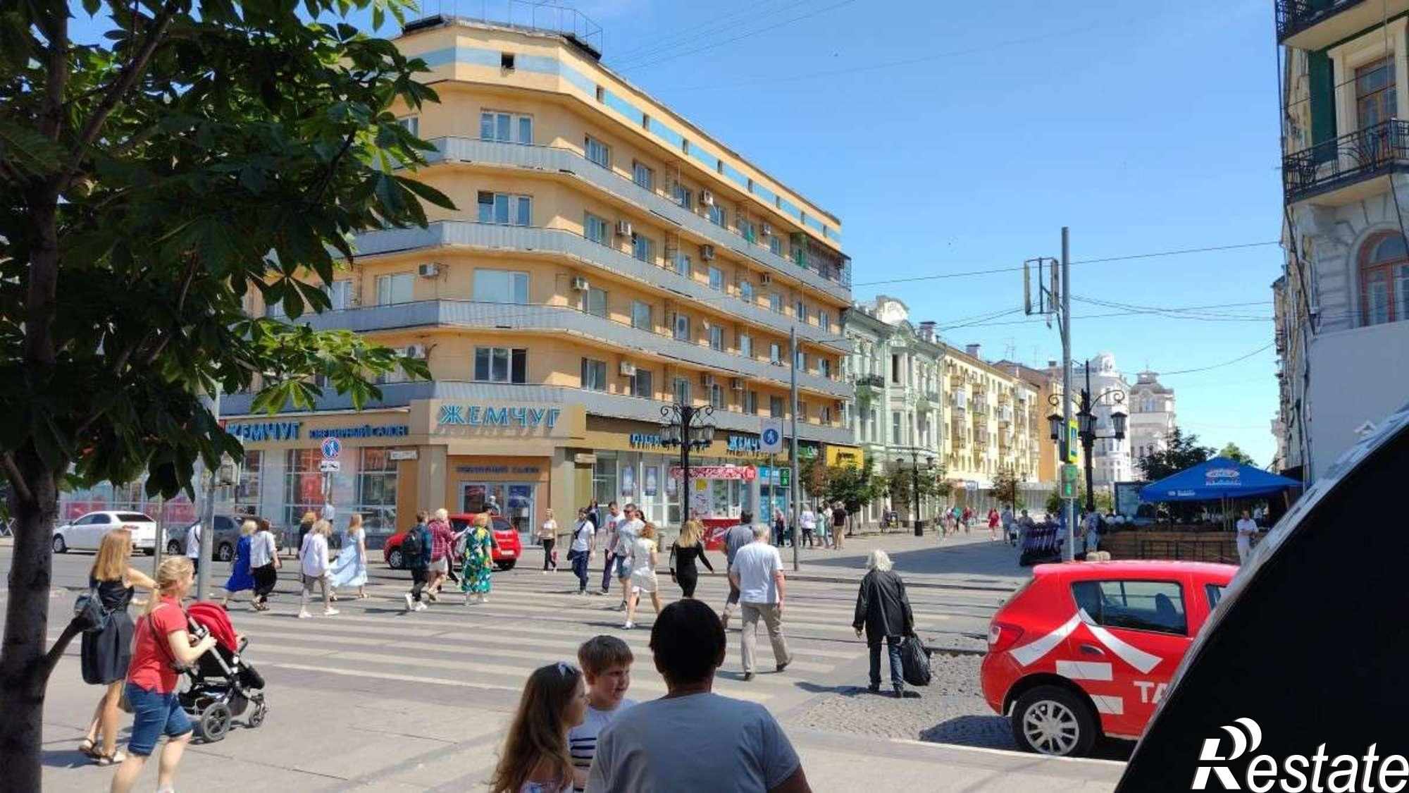 Сдать торговое помещение за 400 000 рублей на Ленинградская улица, 46