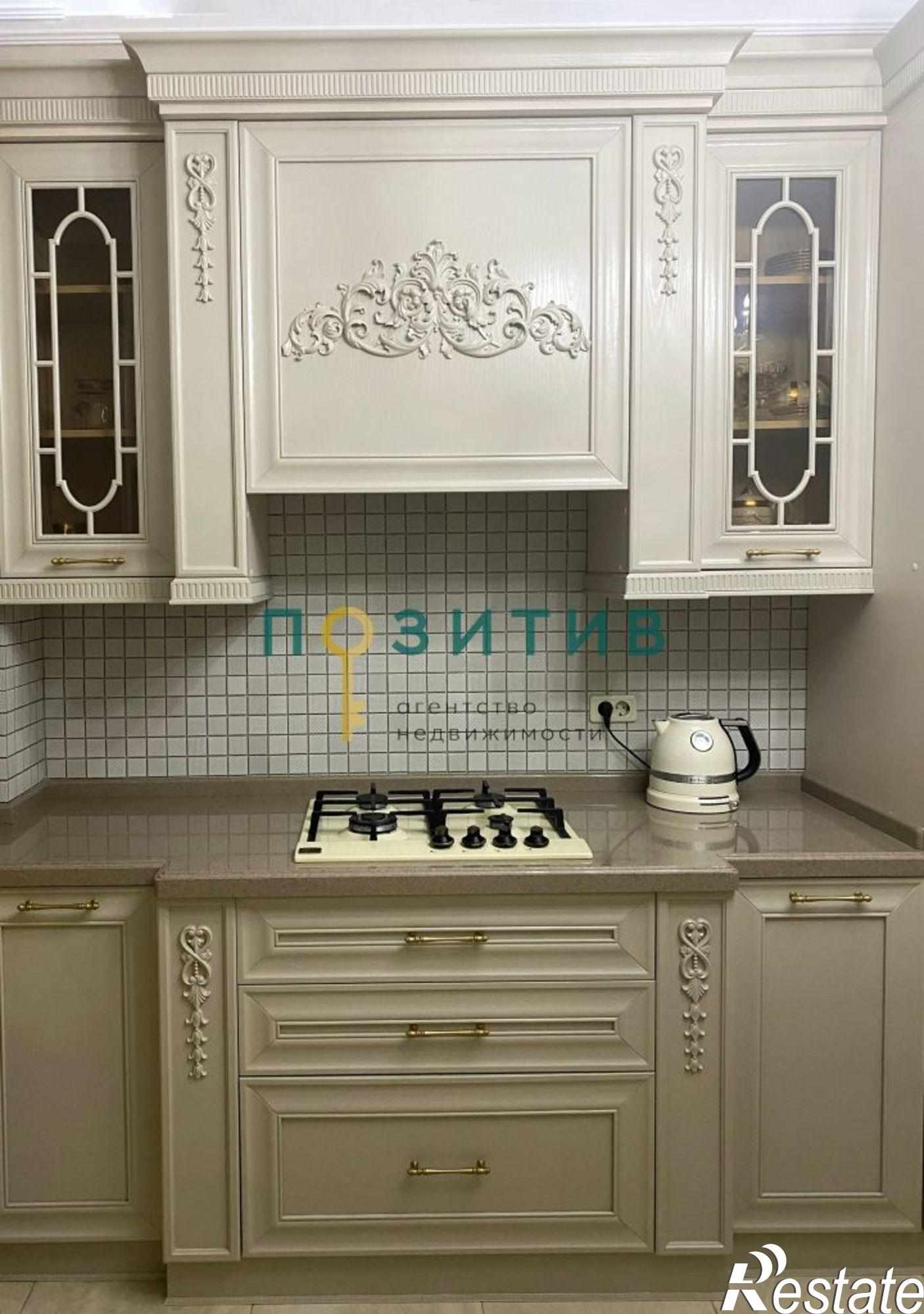 Купить квартиру за 13 500 000 рублей на Нежнова ул, 21к4