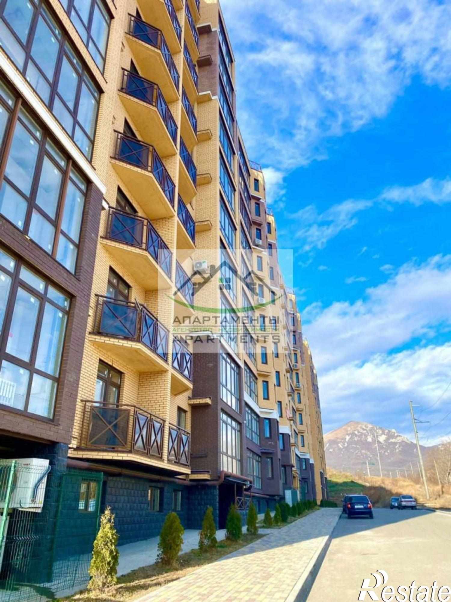 Купить квартиру за 10 200 000 рублей на Адмиральского ул, 1А