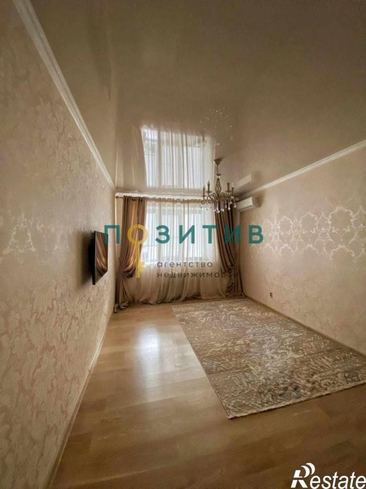 3-комн квартира Нежнова ул, 21к4
