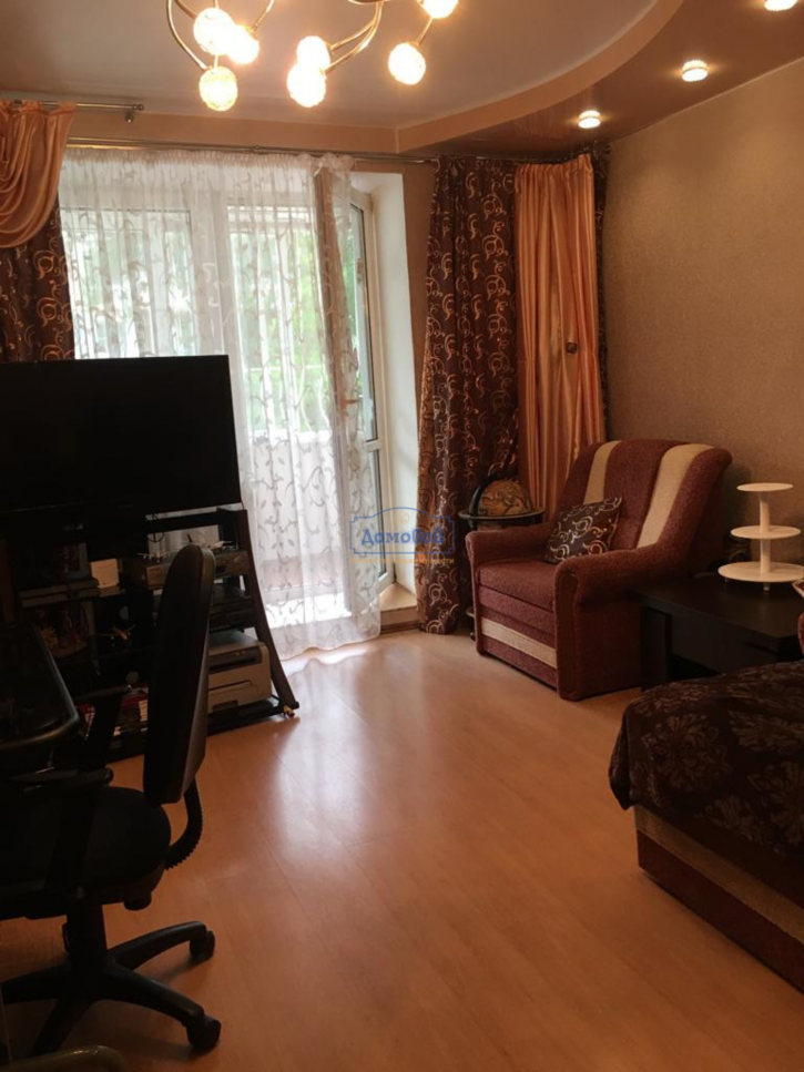 2-комн квартира Шахтёров ул., 13