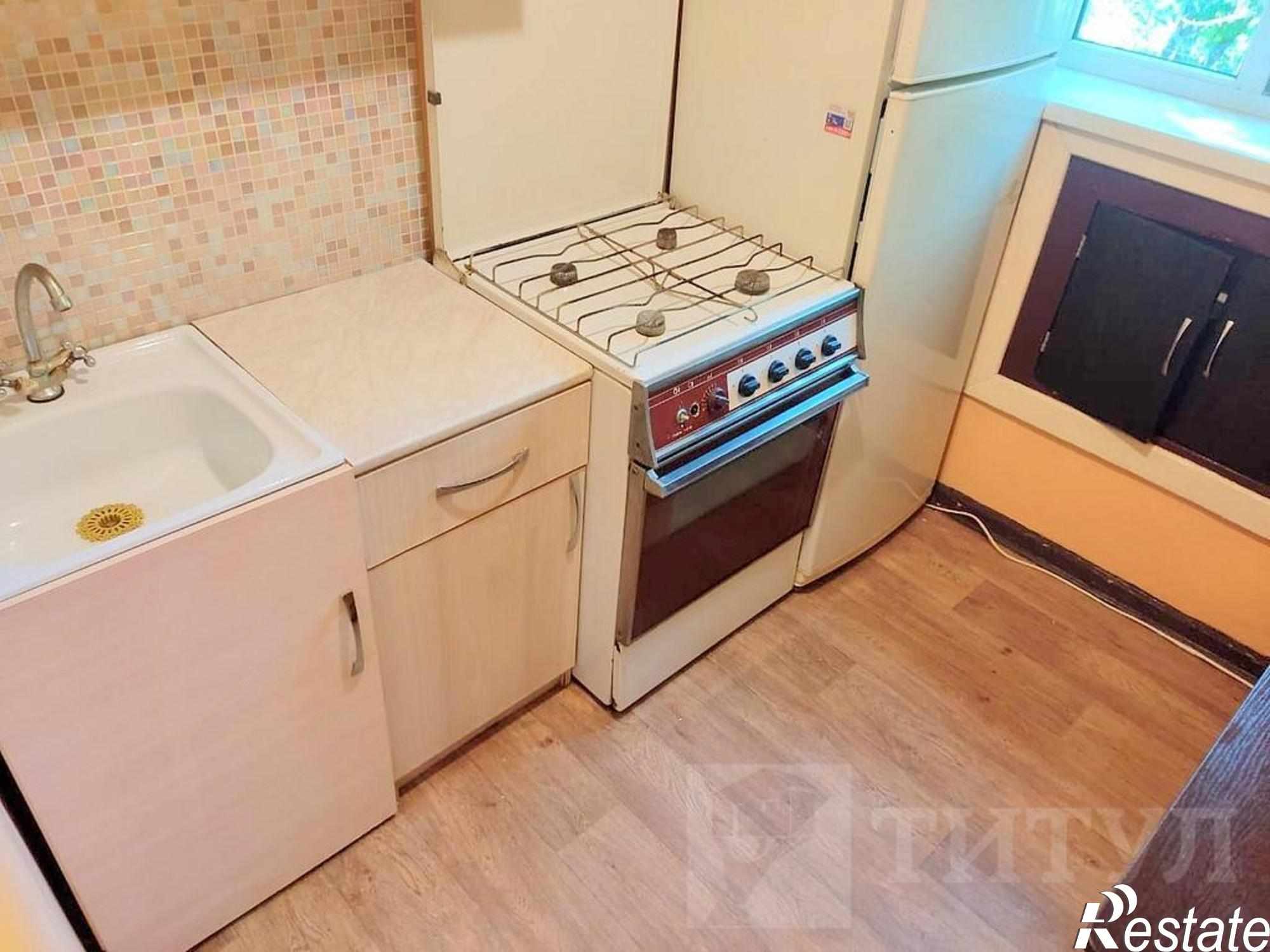 Купить квартиру за 3 000 000 рублей на ЗЖМ, Стачки