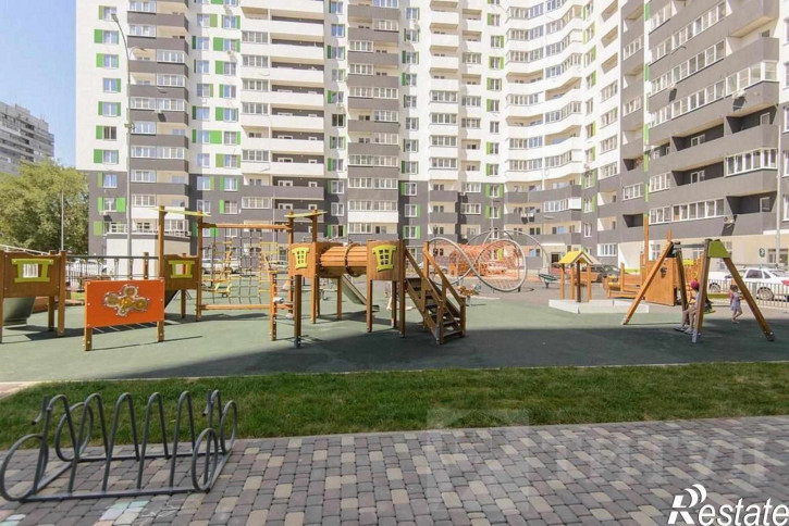 2-комн квартира ЗЖМ, Жмайлова