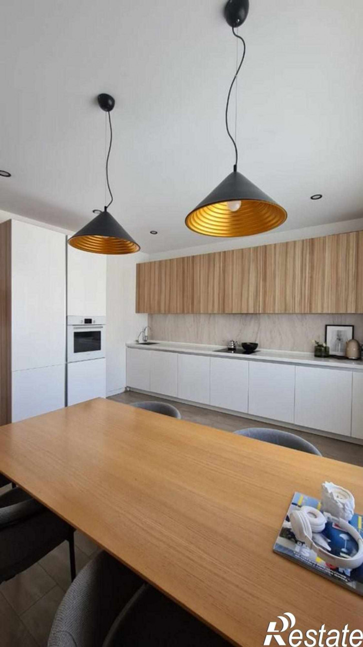 4-комн квартира ул. Кирова,46