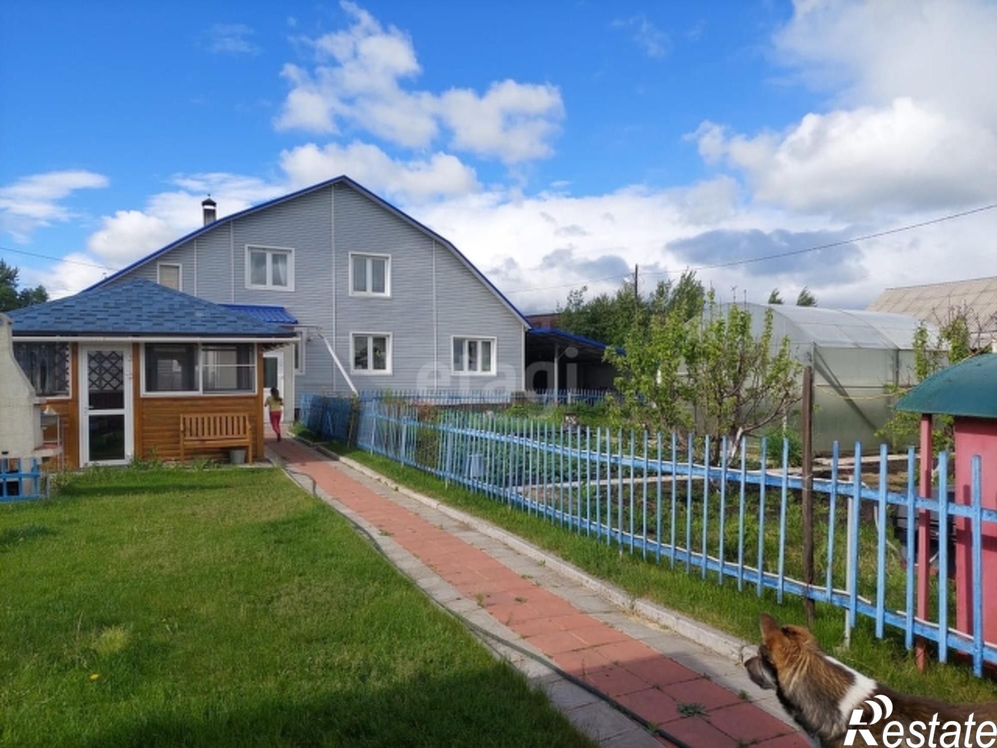 Купить дачу, дом, коттедж за 10 000 000 рублей на Array