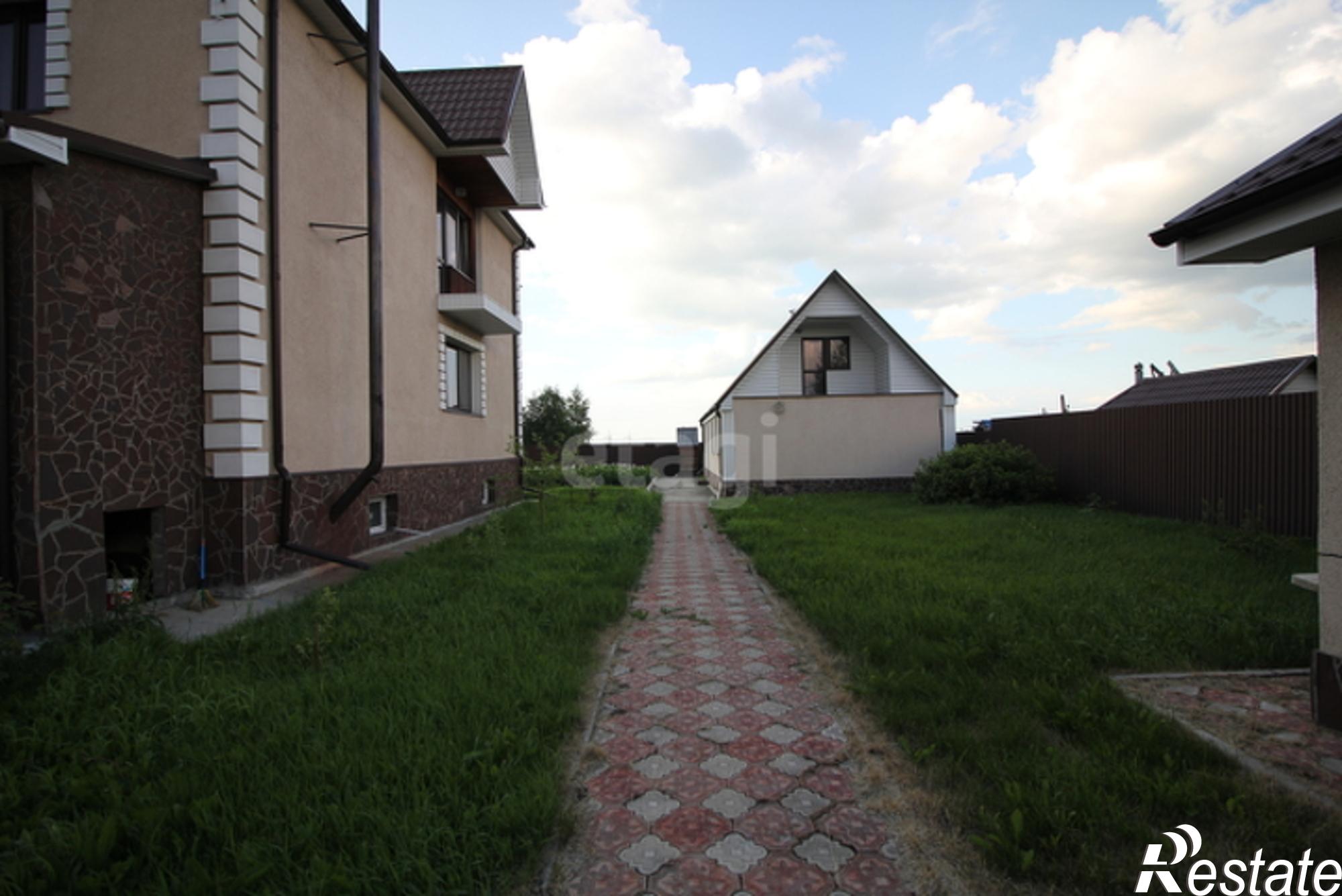 Купить дачу, дом, коттедж за 11 000 000 рублей на Зимняя улица
