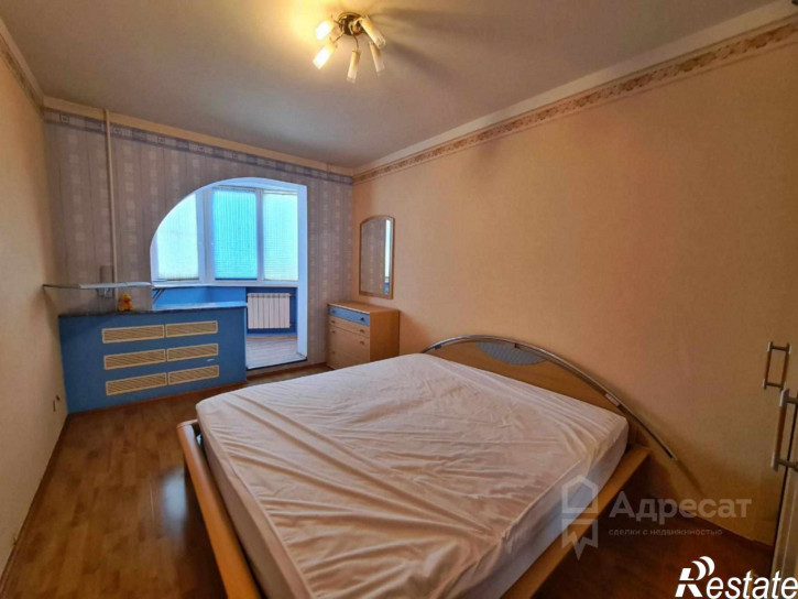 3-комн квартира ул. Нарвская,  д.8