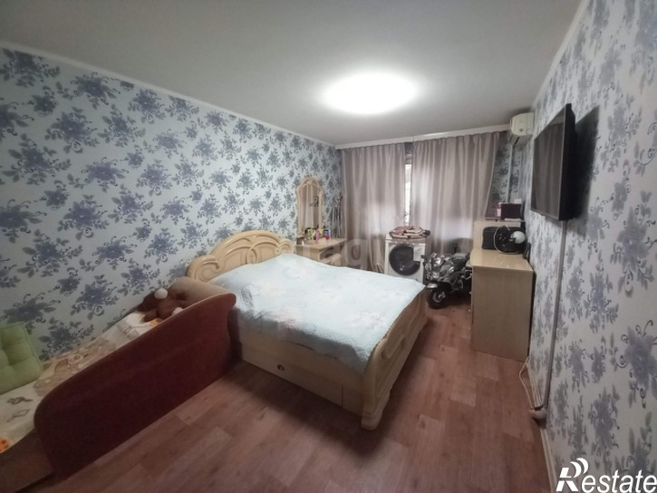3-комн квартира улица Калинина