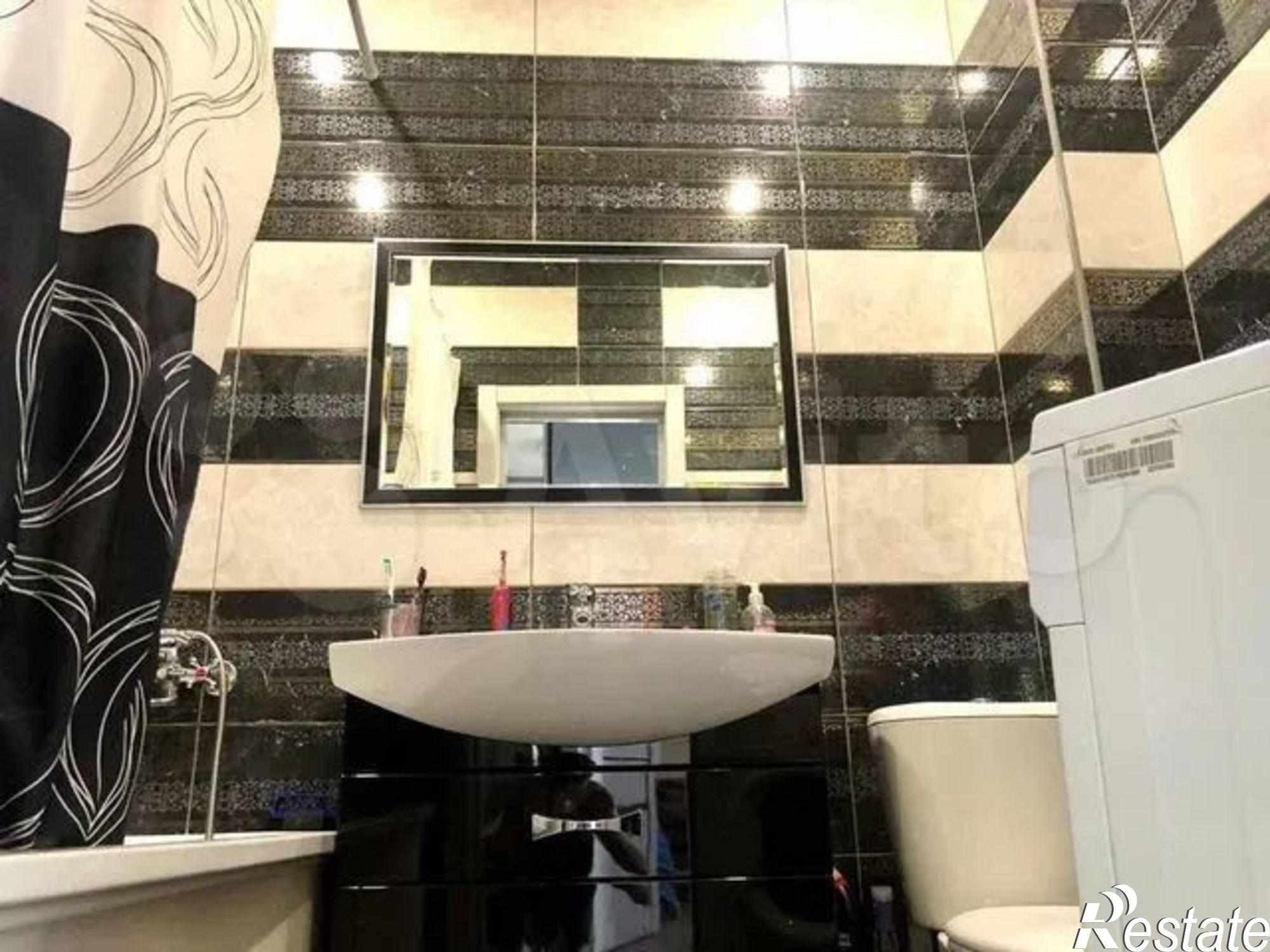 Купить квартиру за 3 400 000 рублей на Кулакова пр-кт, 67