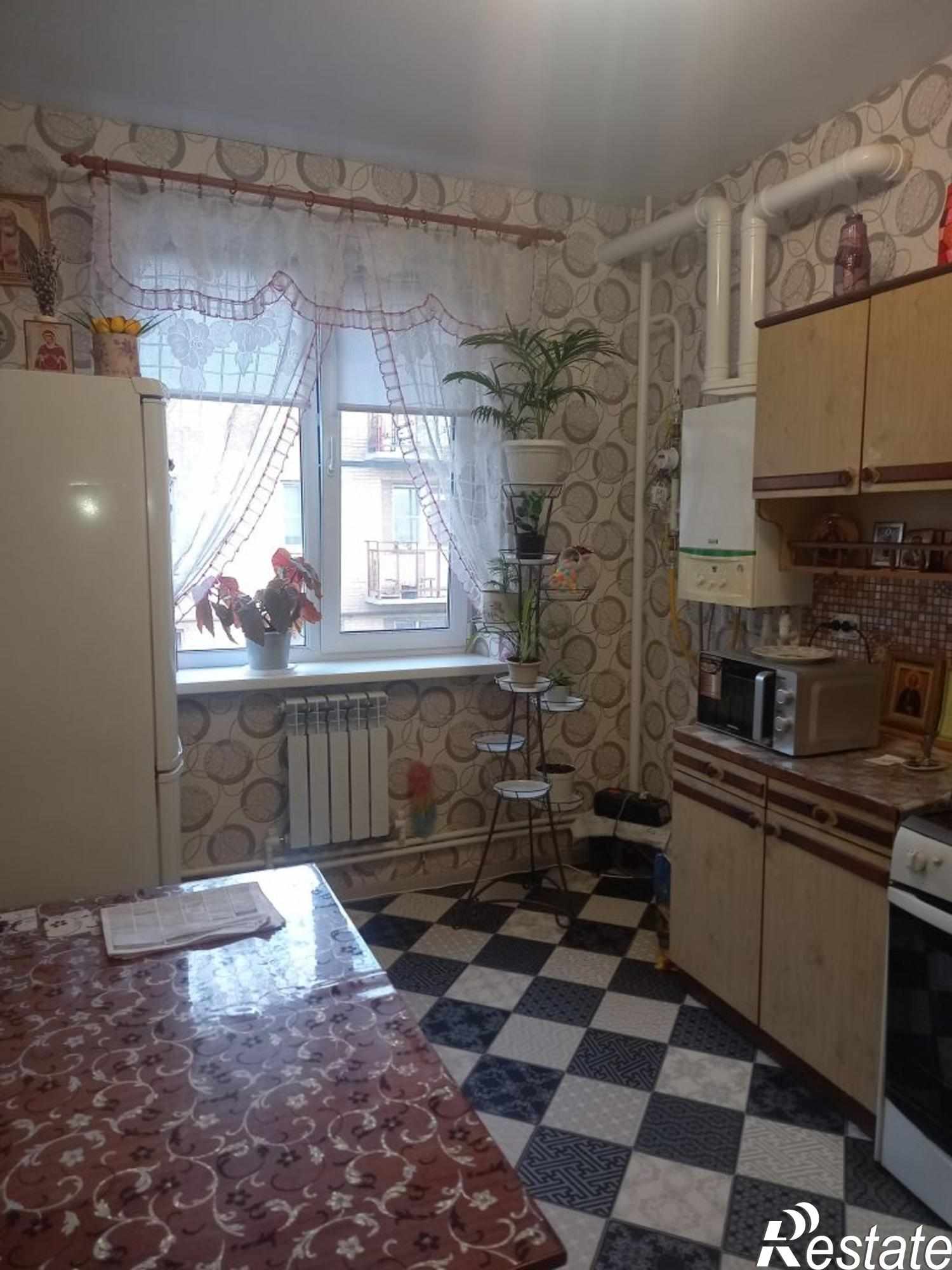 Купить квартиру за 2 300 000 рублей на Украинская