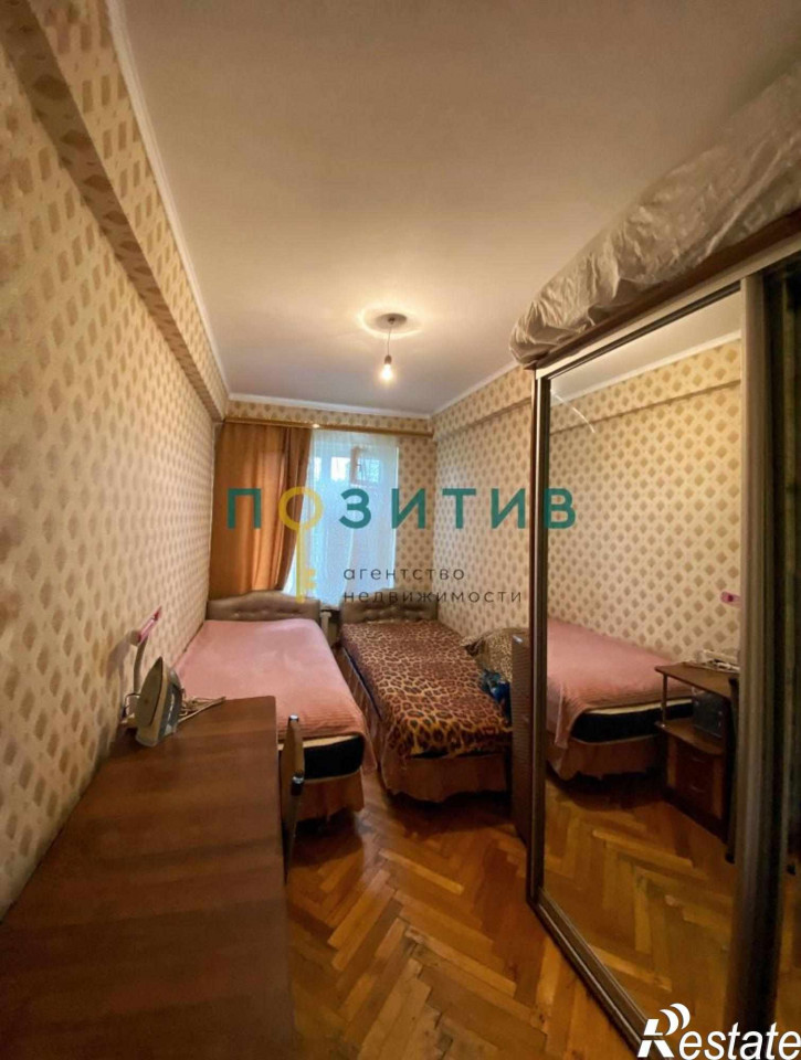 4-комн квартира Московская ул, 76к1