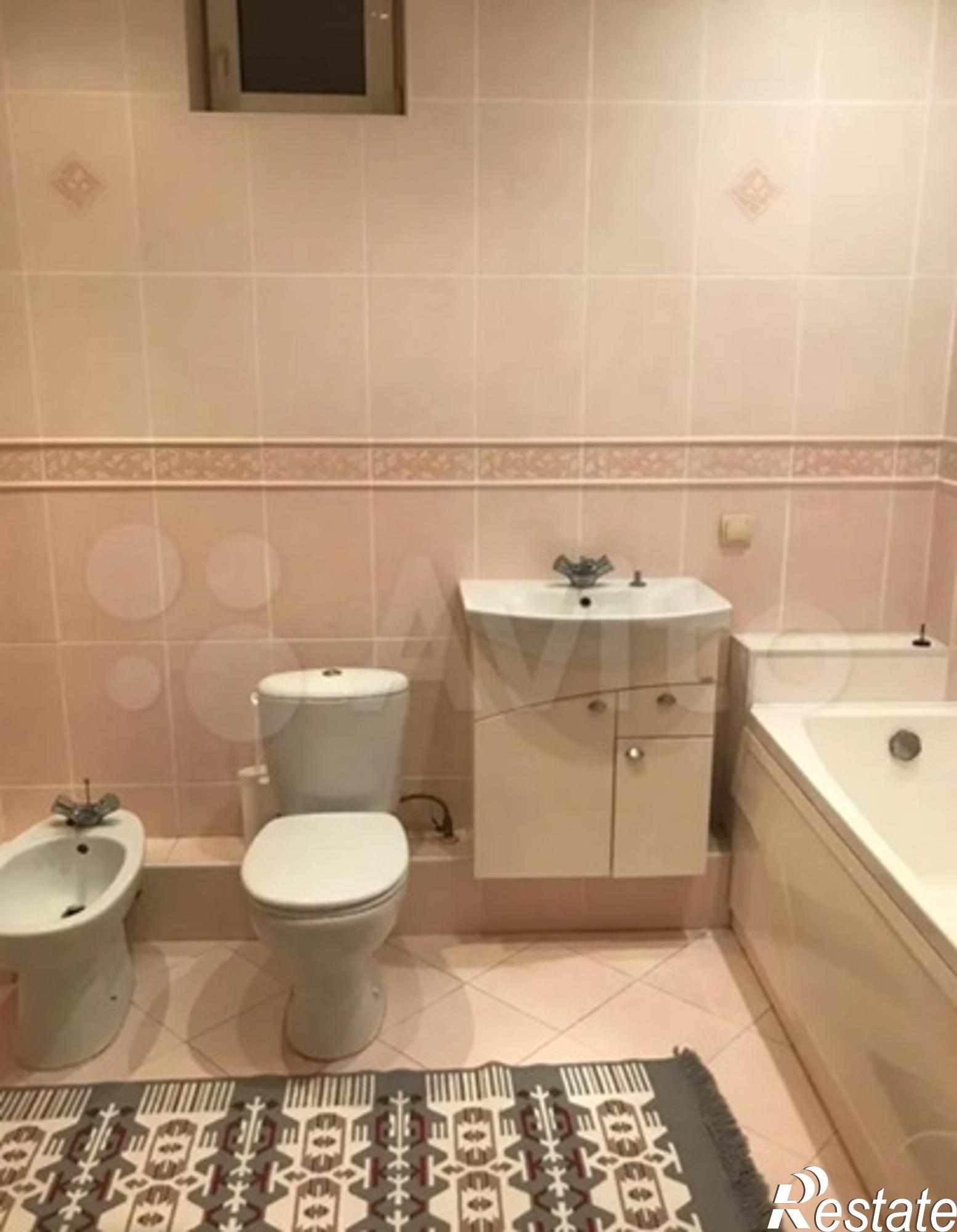 Купить квартиру за 15 000 000 рублей на Кирова улица, 101