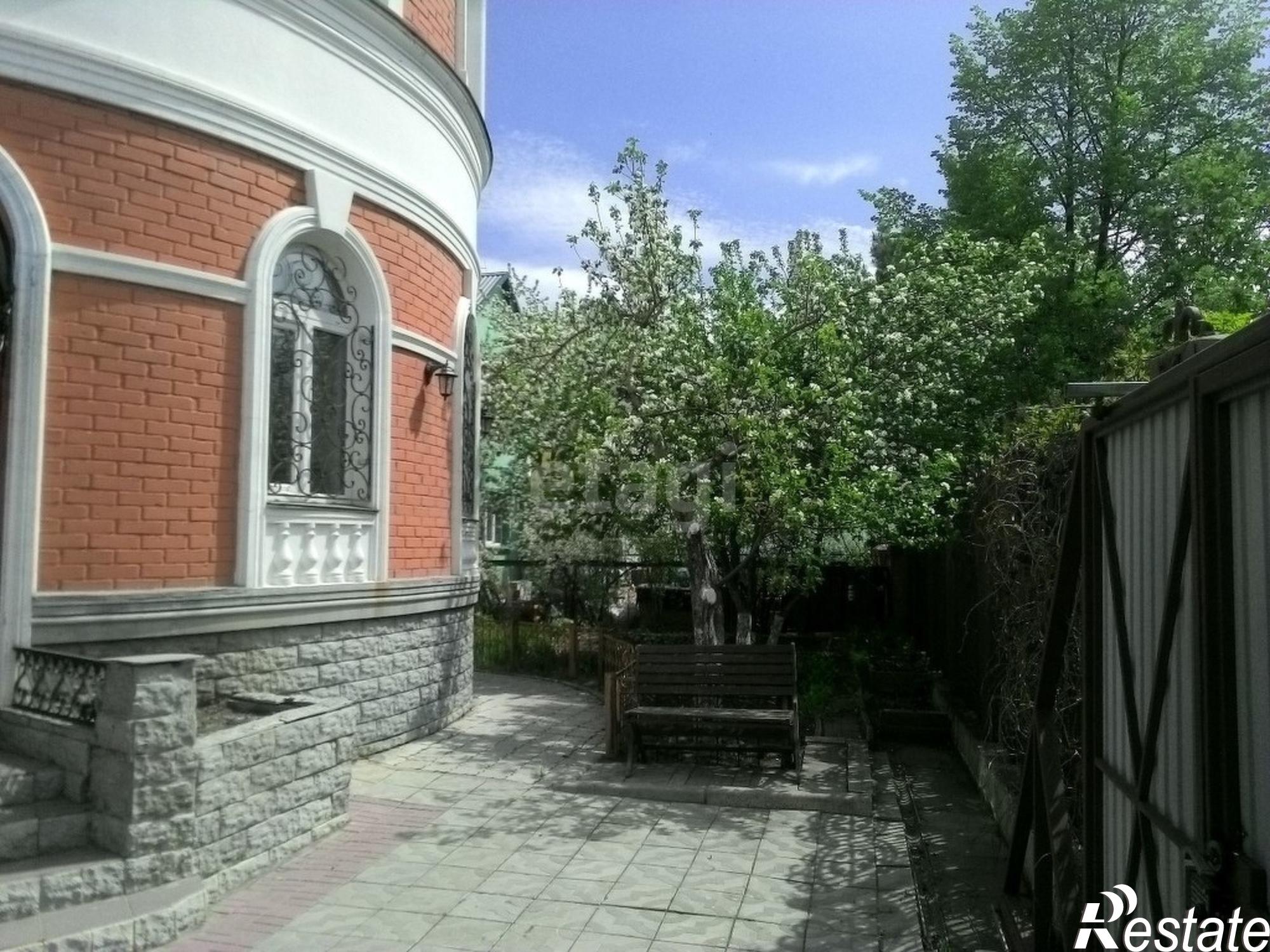 Купить дачу, дом, коттедж за 15 000 000 рублей на Солнечная 6-я,