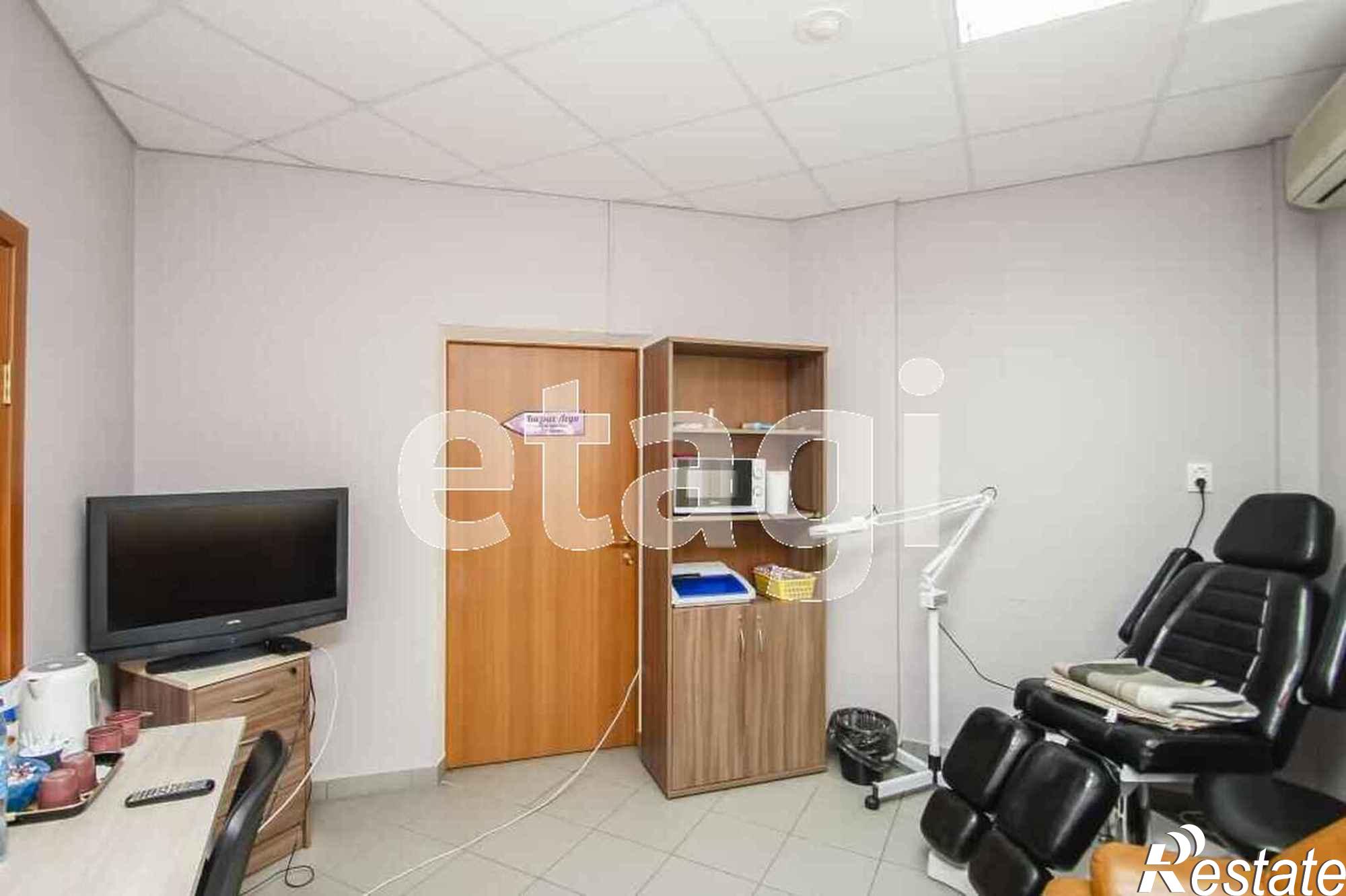 Купить офис, помещение под офис за 35 385 000 рублей на Ленина 38/1