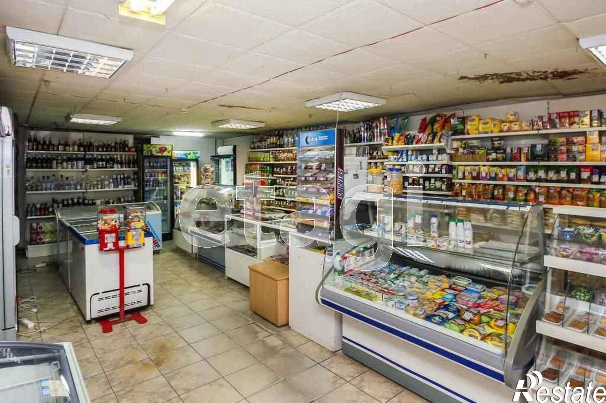 Купить торговое помещение за 5 000 000 рублей на Республики 175