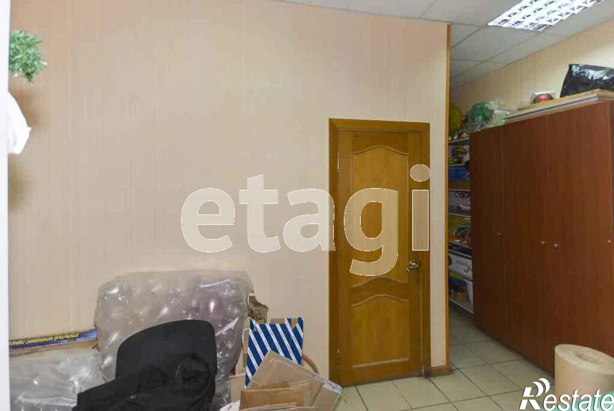 Купить торговое помещение за 26 000 000 рублей на Полевая 14