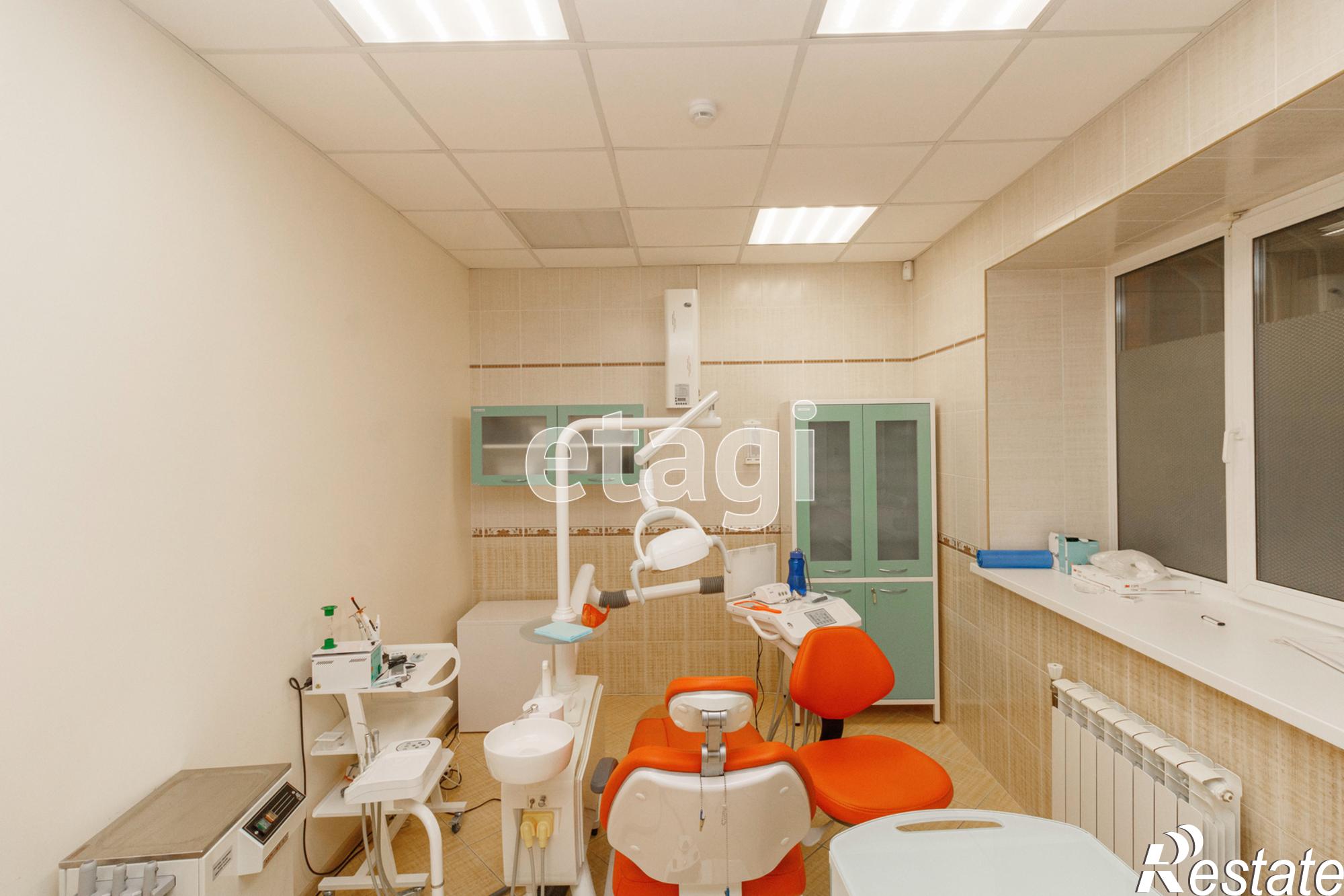 Купить помещение свободного назначения за 12 500 000 рублей на Герцена 82/1
