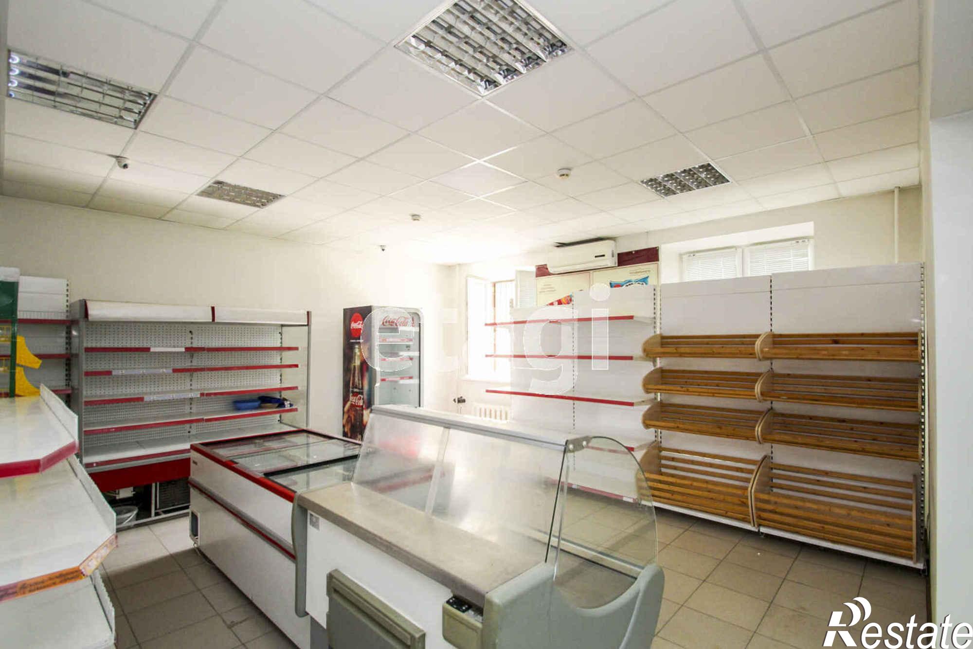Купить торговое помещение за 8 700 000 рублей на Магаданская 5