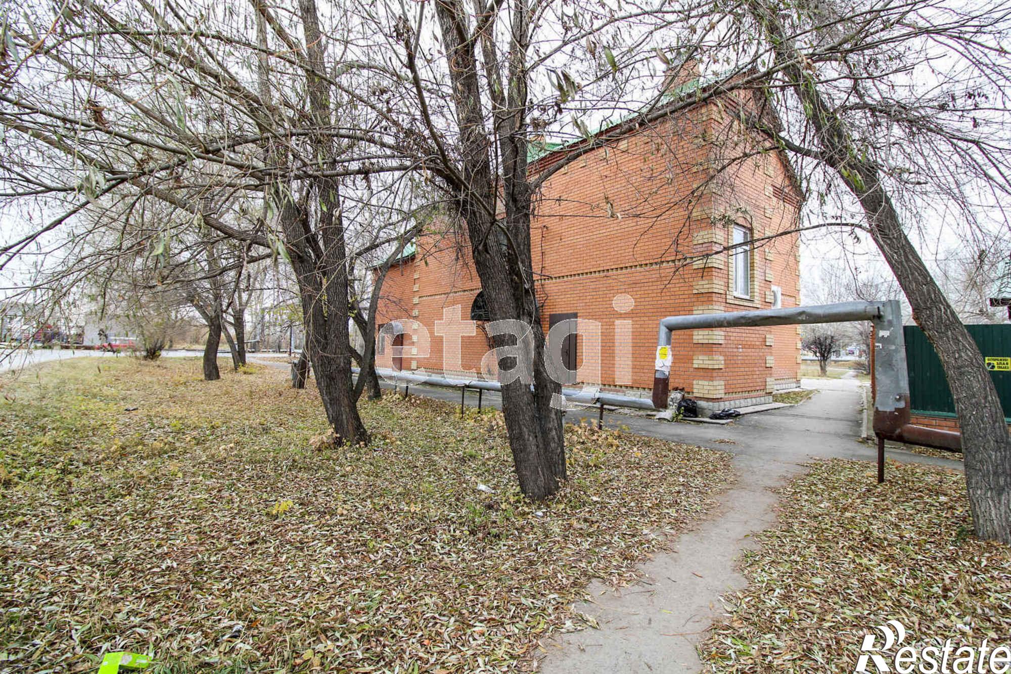 Купить торговое помещение за 19 300 000 рублей на Камчатская 82а
