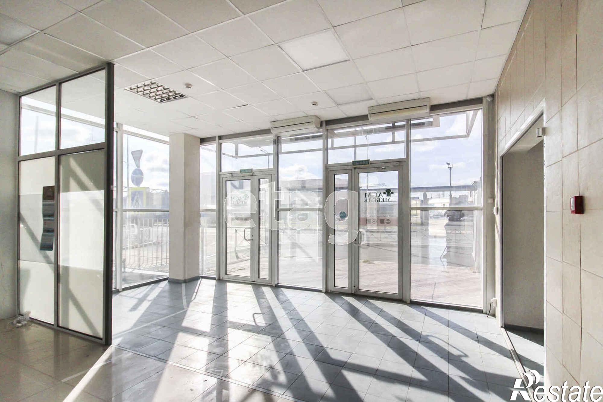 Купить торговое помещение за 123 050 000 рублей на 30 лет Победы 7/3
