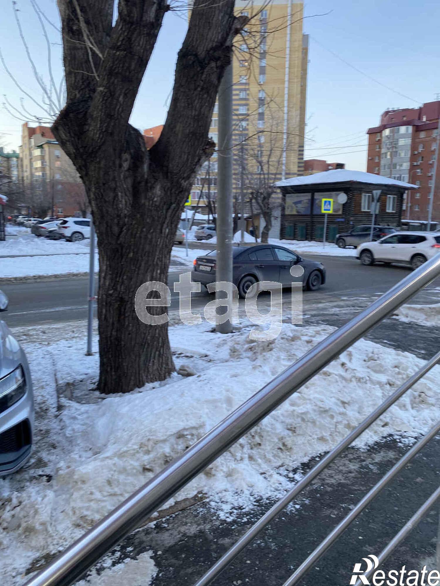 Купить торговое помещение за 71 000 000 рублей на Достоевского 7