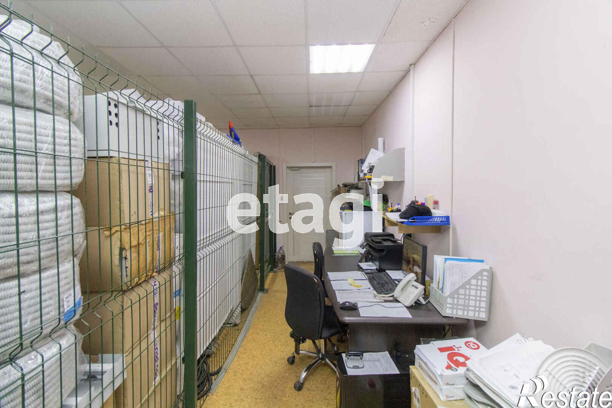 Купить помещение свободного назначения за 105 000 000 рублей на Республики 243/1