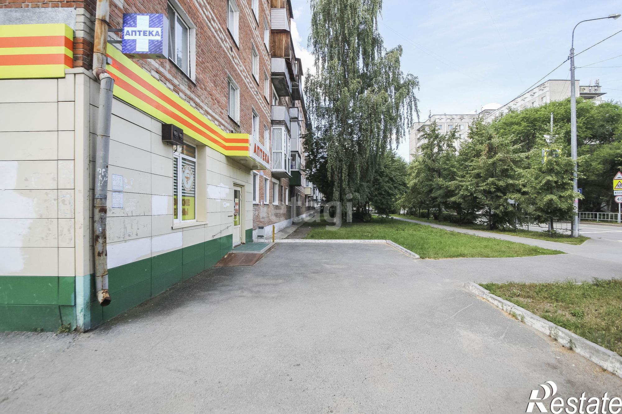 Купить торговое помещение за 17 900 000 рублей на Беляева 19