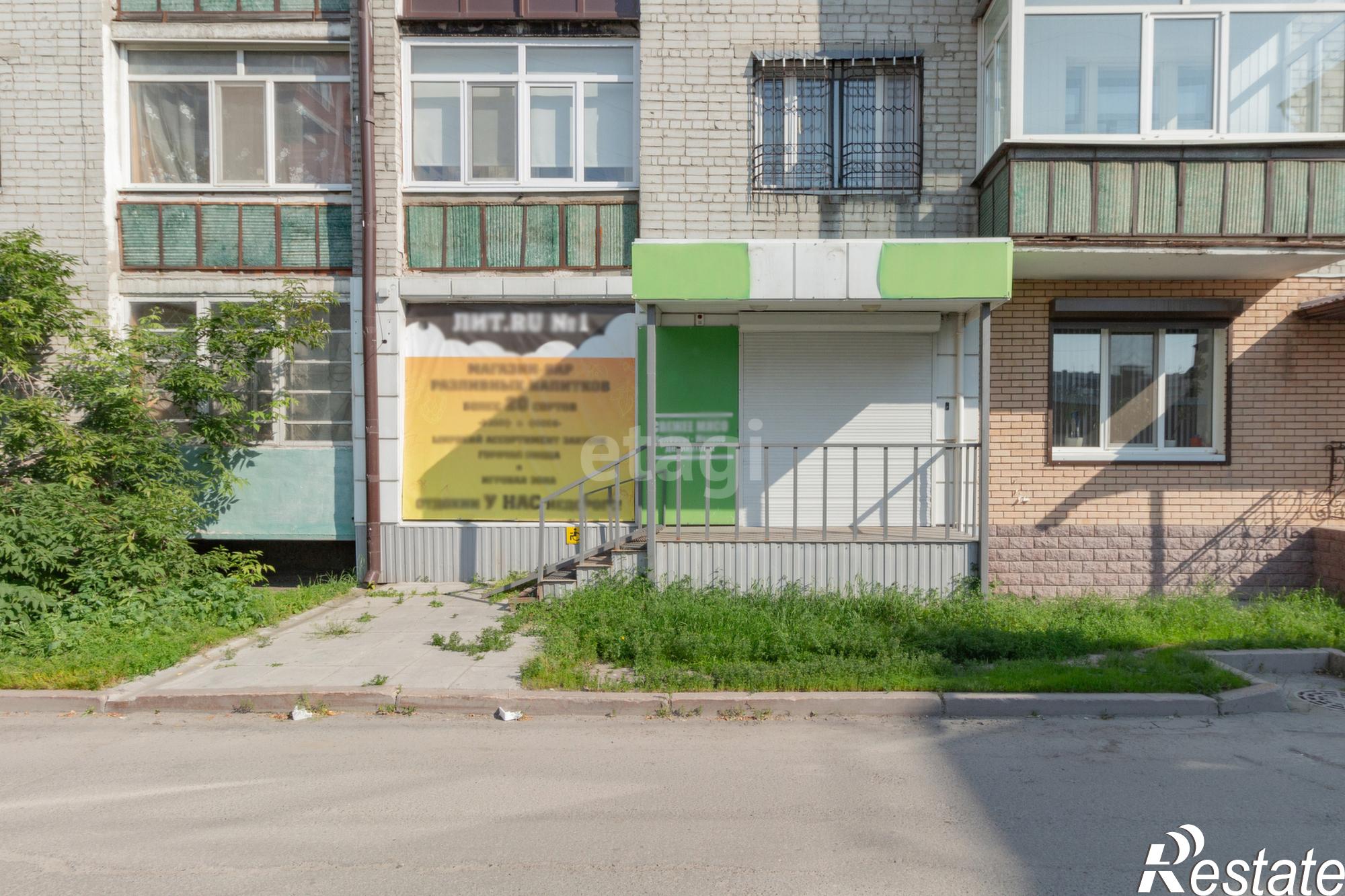 Купить помещение свободного назначения за 12 000 000 рублей на Шиллера 47
