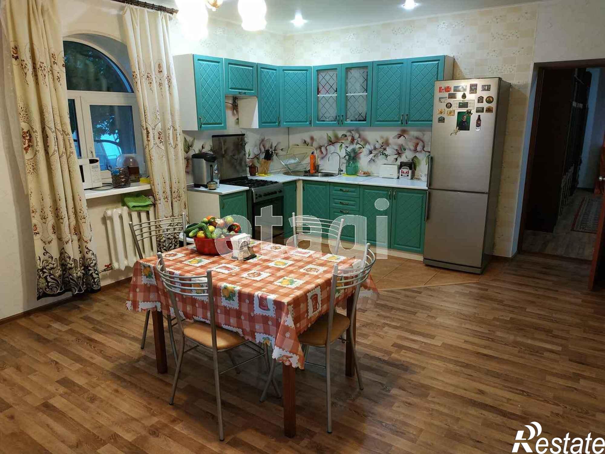 Купить дачу, дом, коттедж за 20 300 000 рублей на Васильковая,